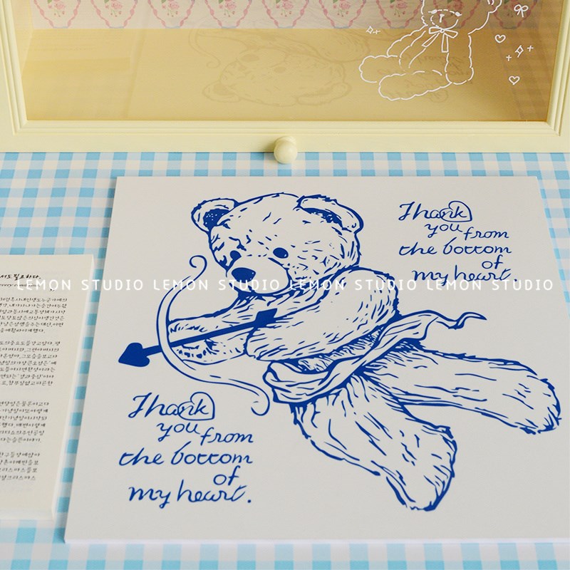 韩国ins可爱丘比特熊无框t墙面挂画店铺桌面装饰背景板ins拍照道图片