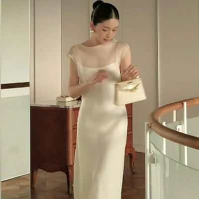 2025新款法式高级感轻奢缎面领证订婚结婚轻婚纱晨袍敬酒服女礼服