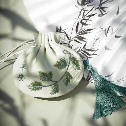 香囊香袋空袋刺绣汉服腰配装饰中国古风清新精美随身香包挂件礼品