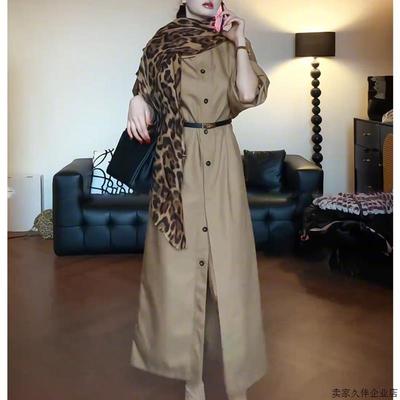 巨好看的早秋裙子高级感轻奢气场强大轻熟御姐卡其色风衣连衣裙女