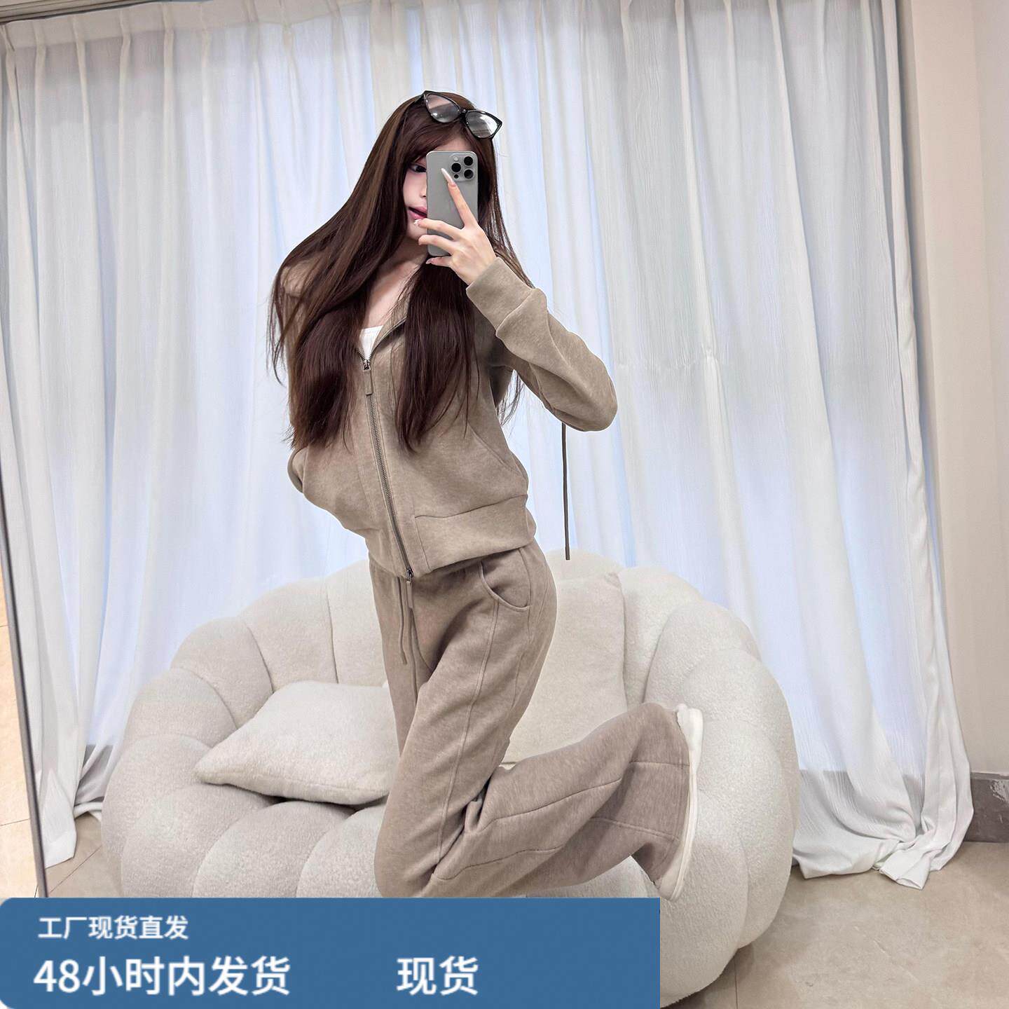 早春穿搭一整套2026新款女韩风chic减龄运动休闲卫衣阔腿裤两件套