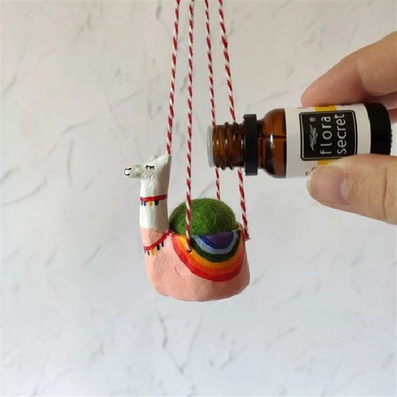 香薰扩香器卧室客厅扩香神器动物可爱吊挂扩香器大鹅奶牛羊驼房间