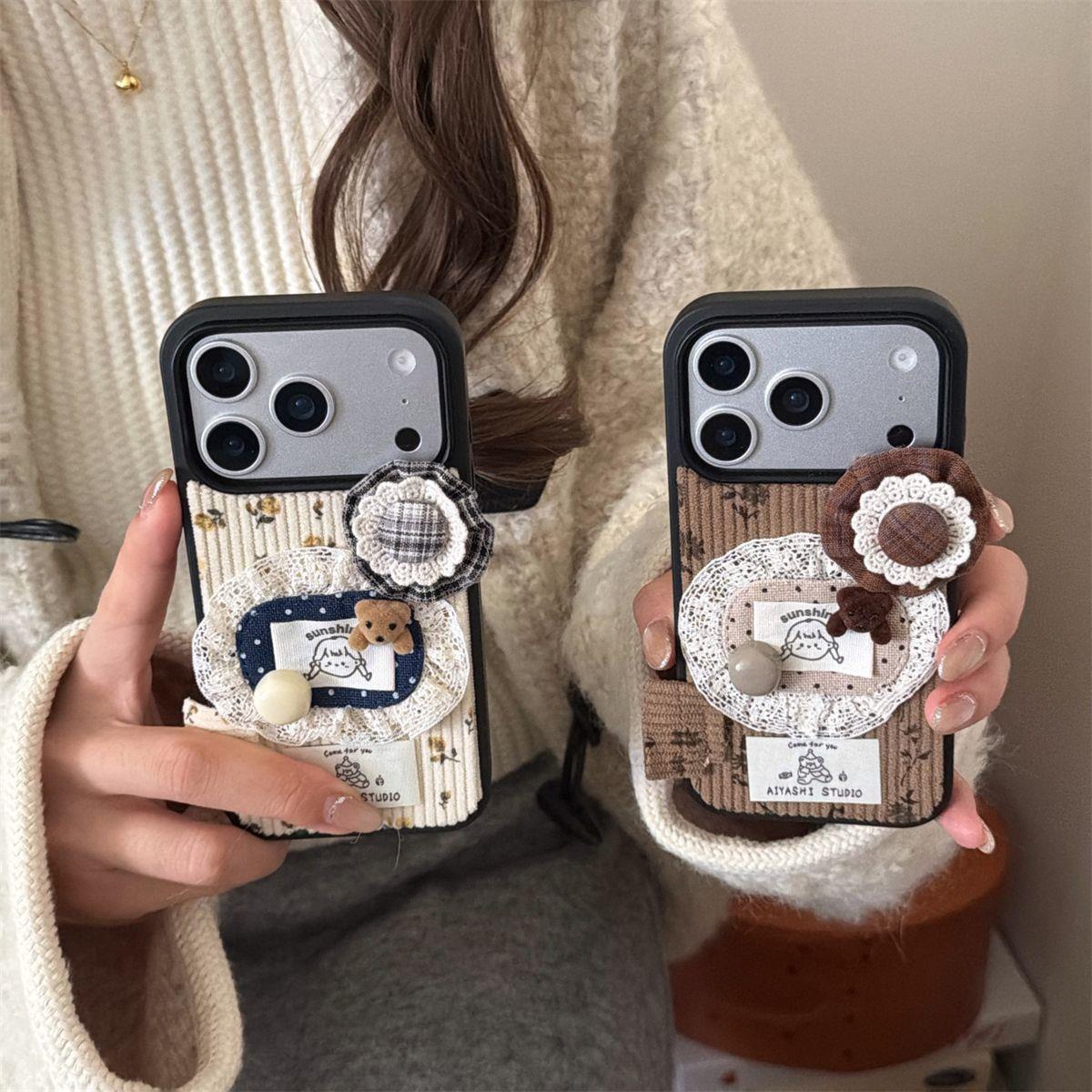 秋冬灯芯绒立体小熊女孩花朵帽子适用iPhone17pro苹果14手机壳16