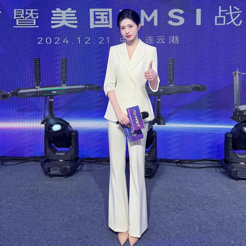 日本品质春夏时尚高级感白色七分袖西装套装主持人商务正装女总裁