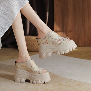 12cm内增高超j高跟坡跟配裙子凉拖鞋女夏季外穿厚底休闲半拖鞋女