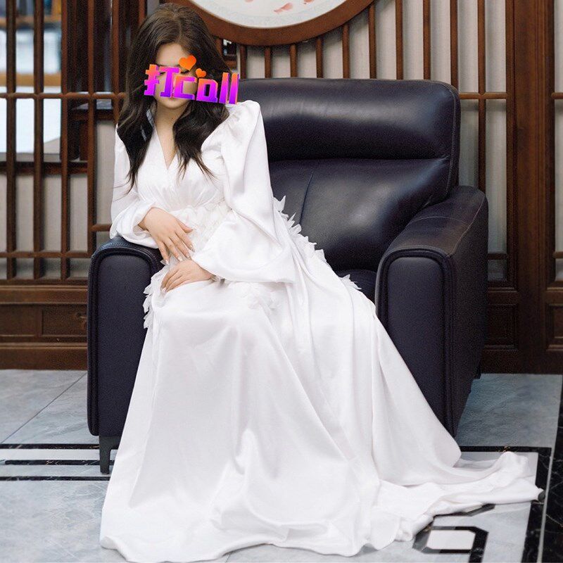 大码晨袍女新娘高级感小众出门轻婚纱拍照胖MM订婚礼服裙2025新款
