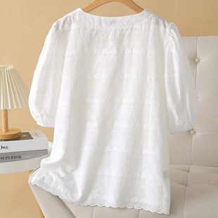 胖mm宽松大码蕾丝短袖T恤夏天显瘦遮肚子薄款小衫镂空休闲上衣女