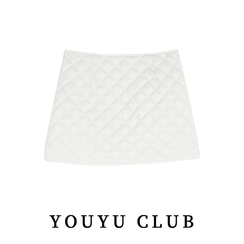 大码白色菱格显瘦包臀裙2024秋冬季新款时尚宽松夹棉胖mm半身裙女