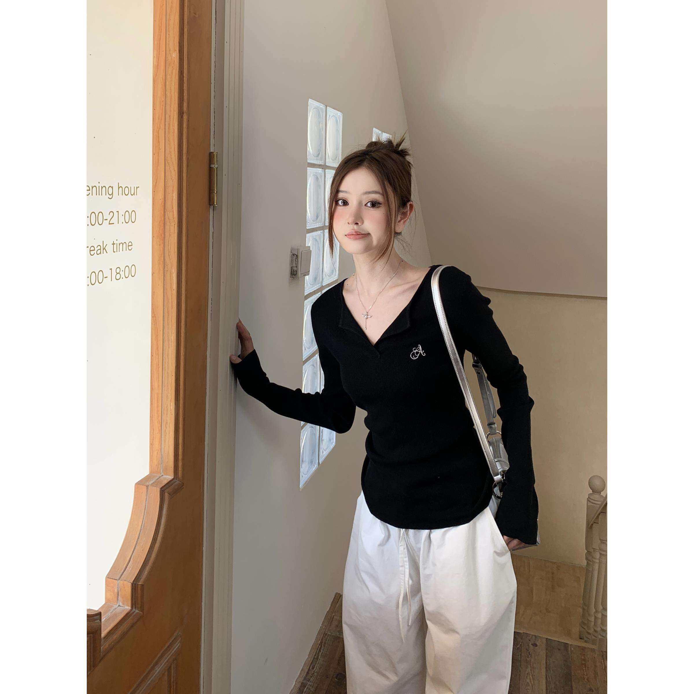 GAZ线上商店新款秋冬针织打底衫女翻领显瘦紧身上衣长袖内搭毛衣