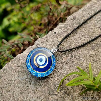 蓝眼睛黑色绳子欧美项链