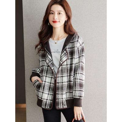 开春格子外套女款2025年新款爆款春秋季时尚洋气连帽羊毛外搭开衫