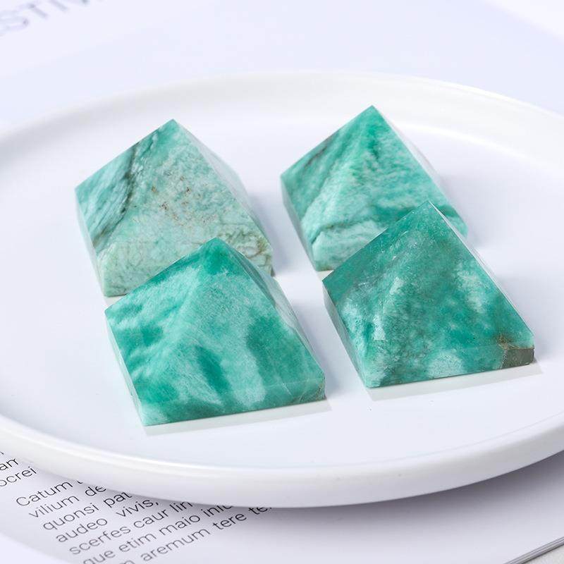 爆款东海天然水晶天河石金字塔矿石摆件装饰创意工艺品海外