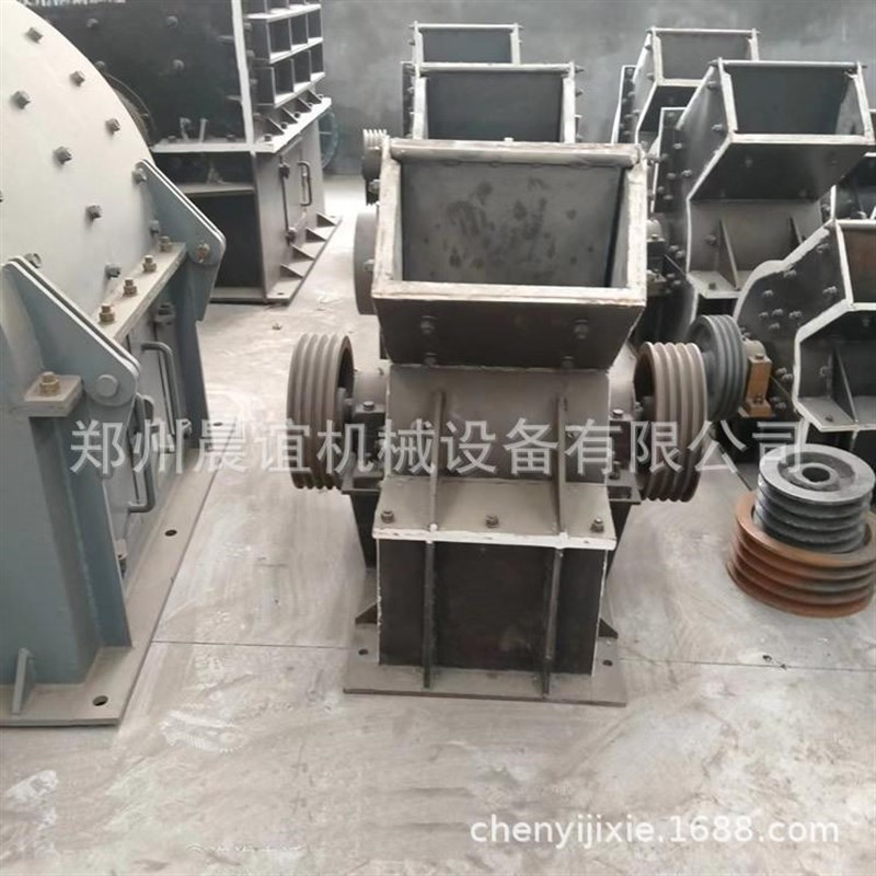 小型移动锤式破碎机 工地建筑垃圾矿渣制沙机 R啤酒瓶玻璃粉碎机
