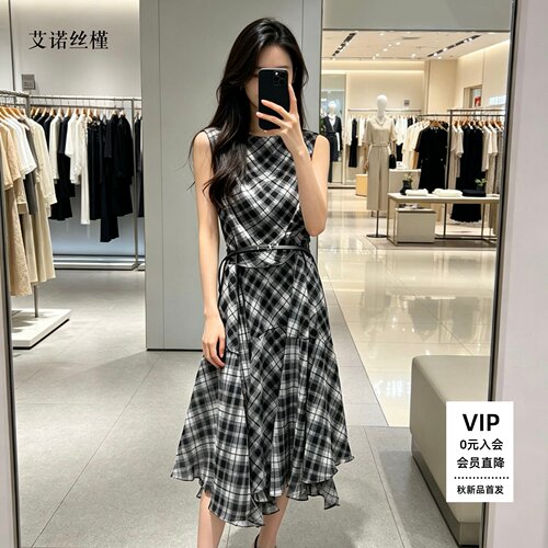 春夏新款复古格纹连衣裙