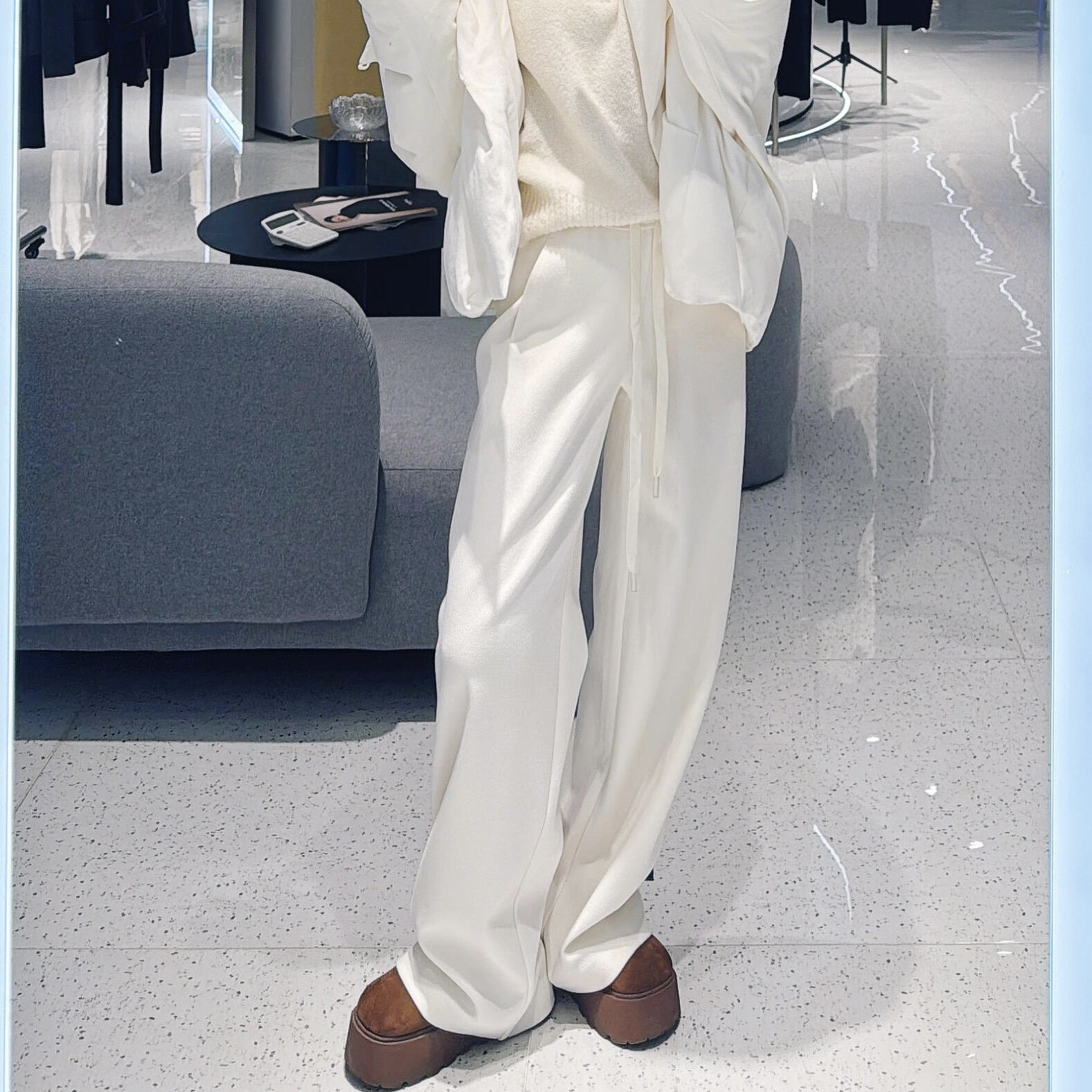 纯色松紧腰抽绳高腰休闲裤