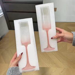 轻奢渐变高脚杯鸡尾酒ins风高档香槟杯色牛奶杯家用高颜值子果汁