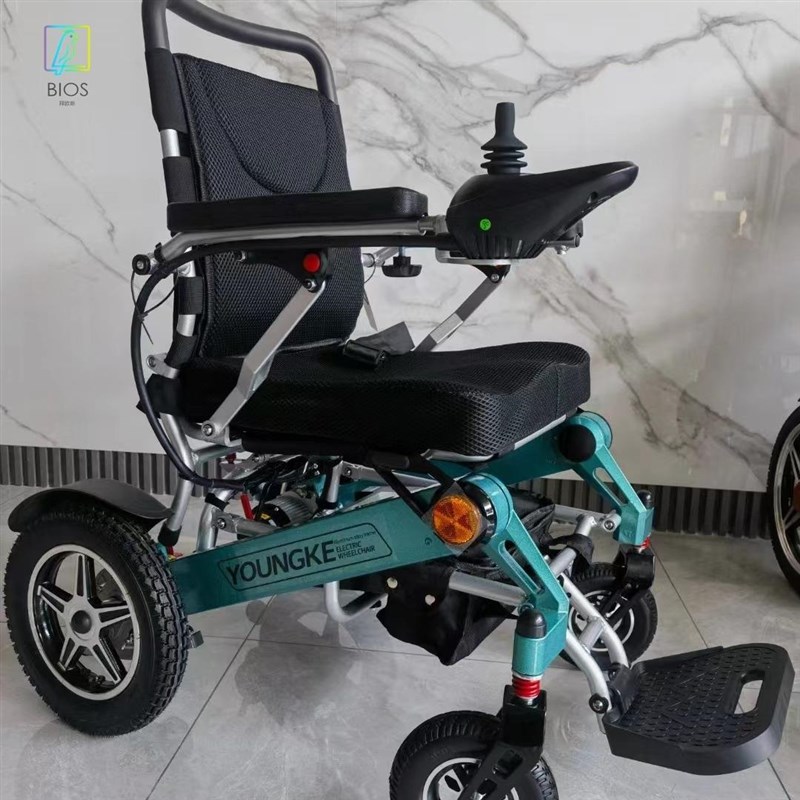 上海央科电动轮椅铝合金车架 z锂电池 轻便轮椅车 旋转灵活可折叠