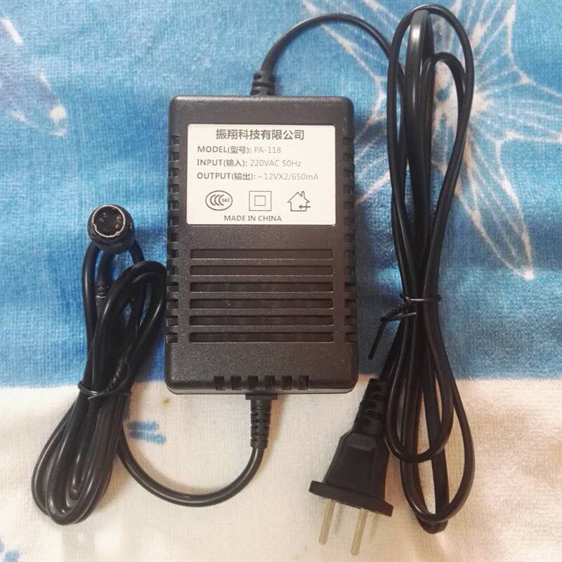 前级效果器电源适配器 AC12VX2/650mQA    四针插头