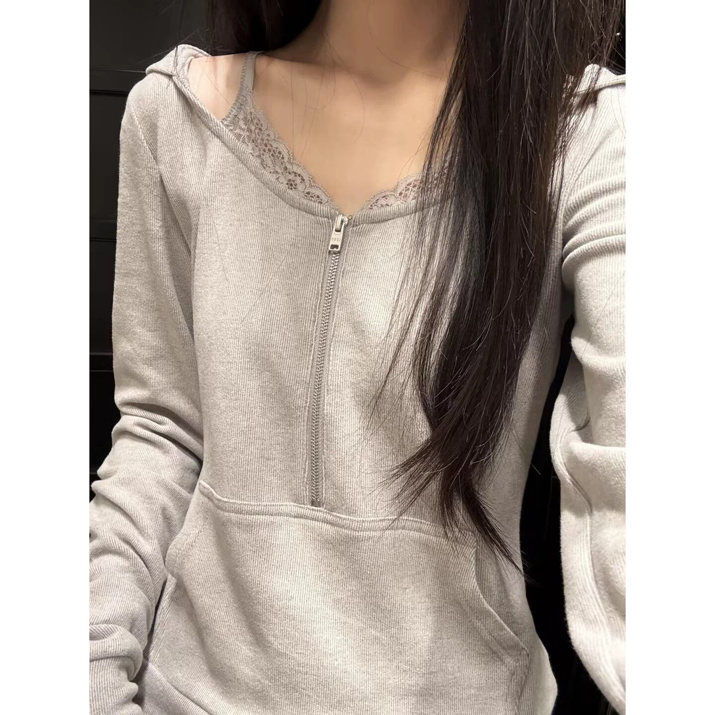 美式复古假两件蕾丝拼接拉链卫衣女早秋季甜辣妹修身显瘦长袖上衣