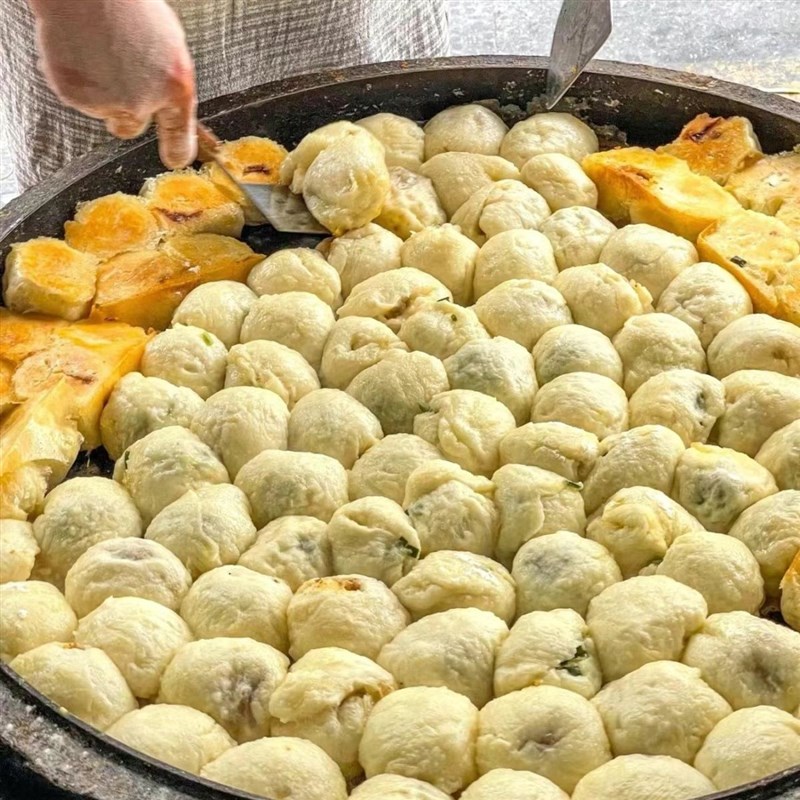 早餐水煎包锅煎包锅o商用煎包炉小吃煎包锅全自动旋转燃气现货