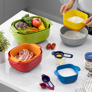 摩飞多功能厨具九件套q多用面粉筛蛋清分离器量勺量碗沥水篮洗菜