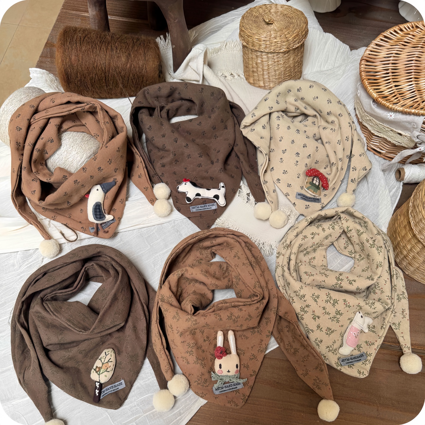 ins韩版儿童针织围巾三角巾洋气搭配保暖时尚可爱