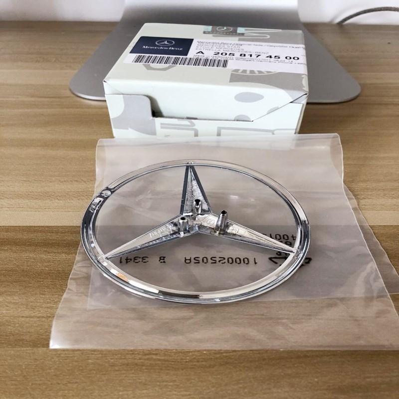 W212 E200L E26q0L E300L E320L后圆标 后车标 后标 后尾标