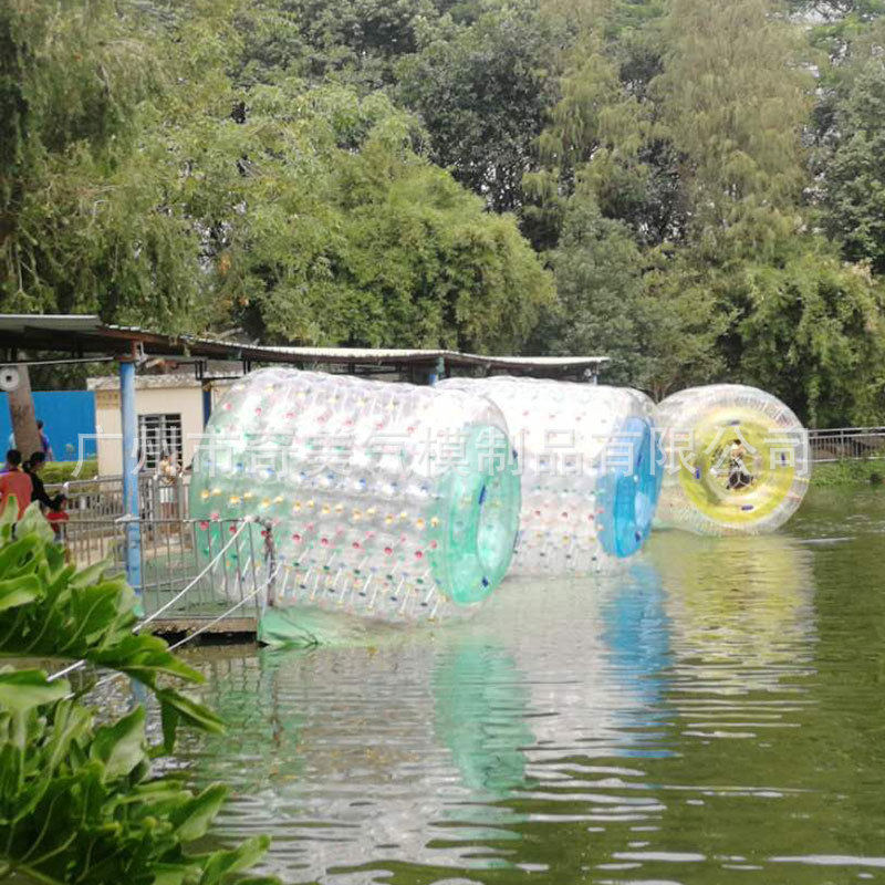 厂家直销PVC水上滚筒球 水上悠波球充气水上玩具T可选TPU透明彩色