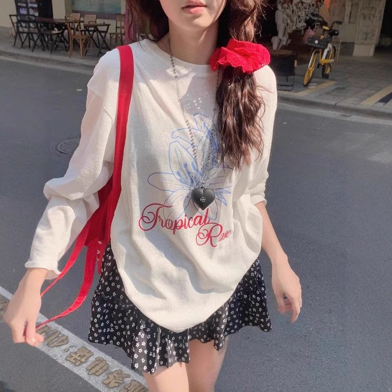 hi女夏季女韩系设计感c新款罩衫防晒肩t恤上衣c长袖宽松印花白正