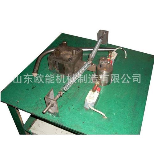 立式液压冲弧机 管材冲弧机 高速不锈钢圆管切Z弧口冲孤机