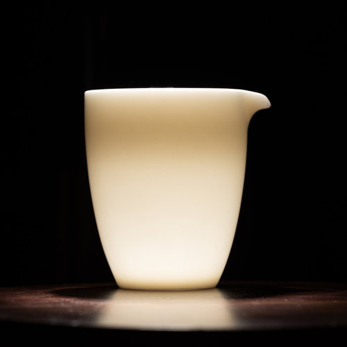 敦铭堂德化羊脂玉白瓷公道杯家