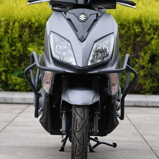 适用于轻骑铃木新款 前后防摔杠 UY125保险杠踏板车UY125PT护杠改装