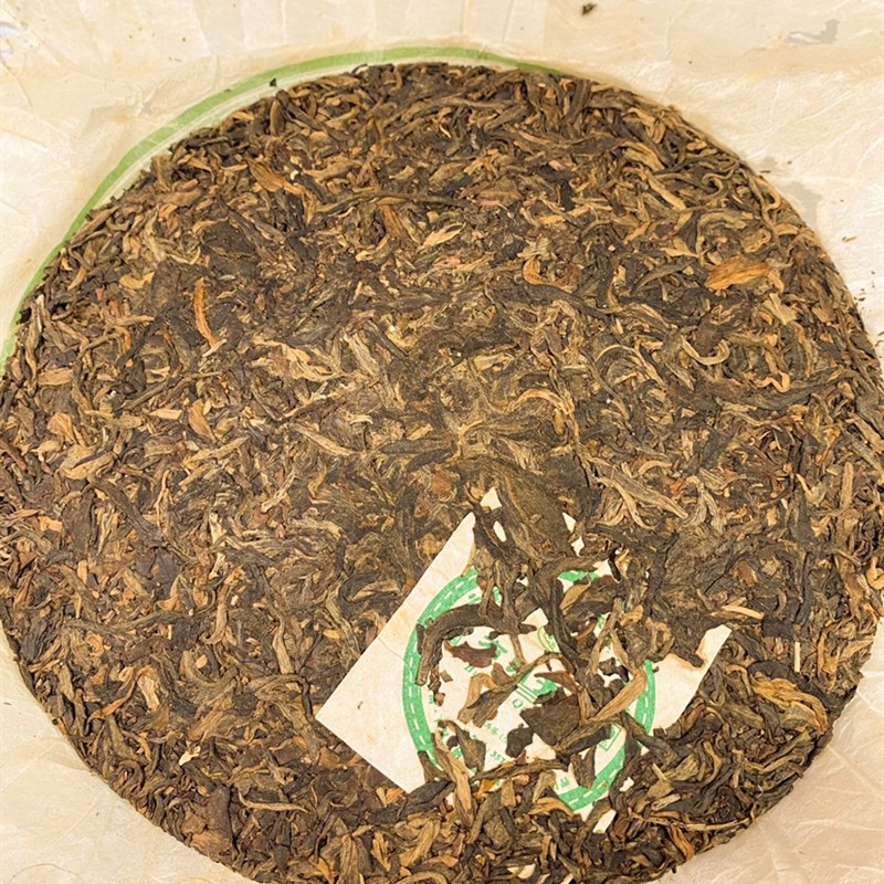 2007c年布朗青饼云南普洱老生茶 易武茶底357g口感纯滑霸气