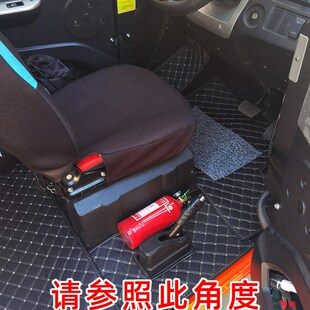 东威A6plus/A8/Q5/w优米战狼战神电动三轮四轮车 三座 脚垫地毯