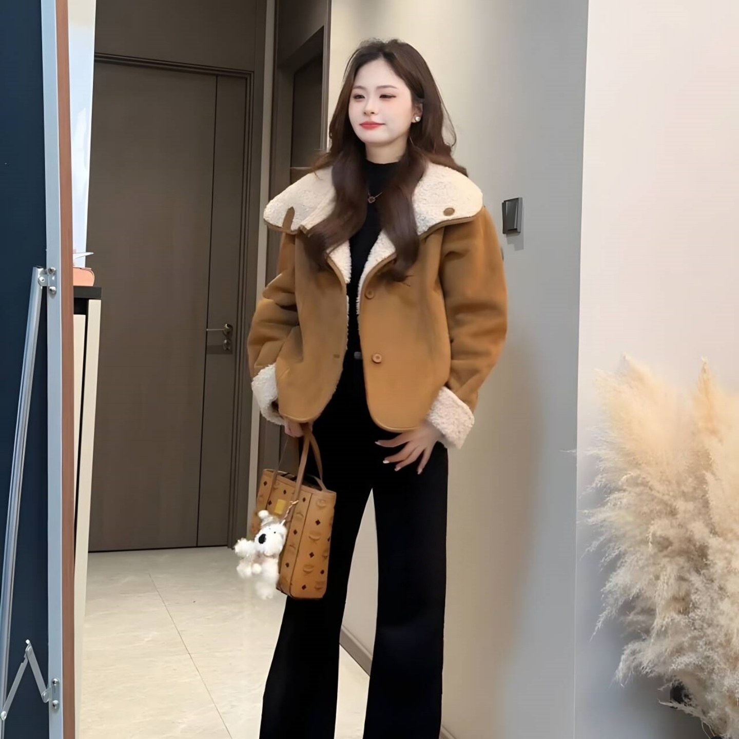 翻领皮毛一体短外套女冬季新款加厚羊羔毛双面穿设计感小个子上衣,女装/女士精品,短外套,淘宝优惠券,粉丝福利购,淘宝优惠卷