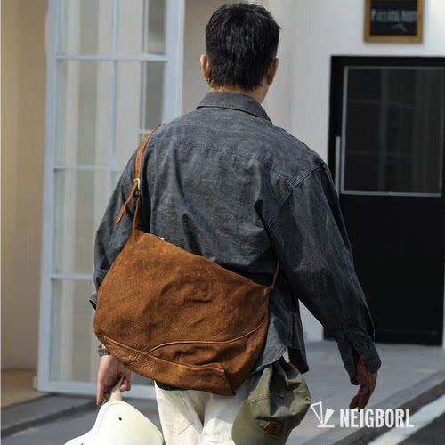 【马了个臀】NEIGBORL钊叔制日系复古马臀手工小众休闲斜挎包