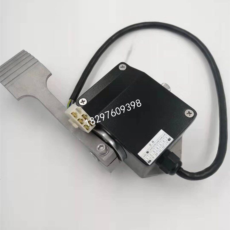 东裕玛西尔电动观光巡逻车电s阻式油门踏板加速器EFP-005 0-5K五