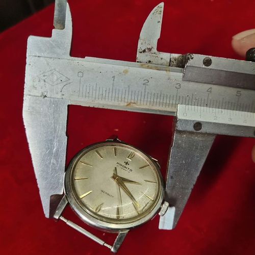 古董老瑞j士百浪多机械手表