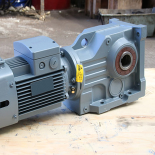 2.2KW减速机 10.56 质量可靠 GKAB47 k系列螺旋锥齿轮减速器