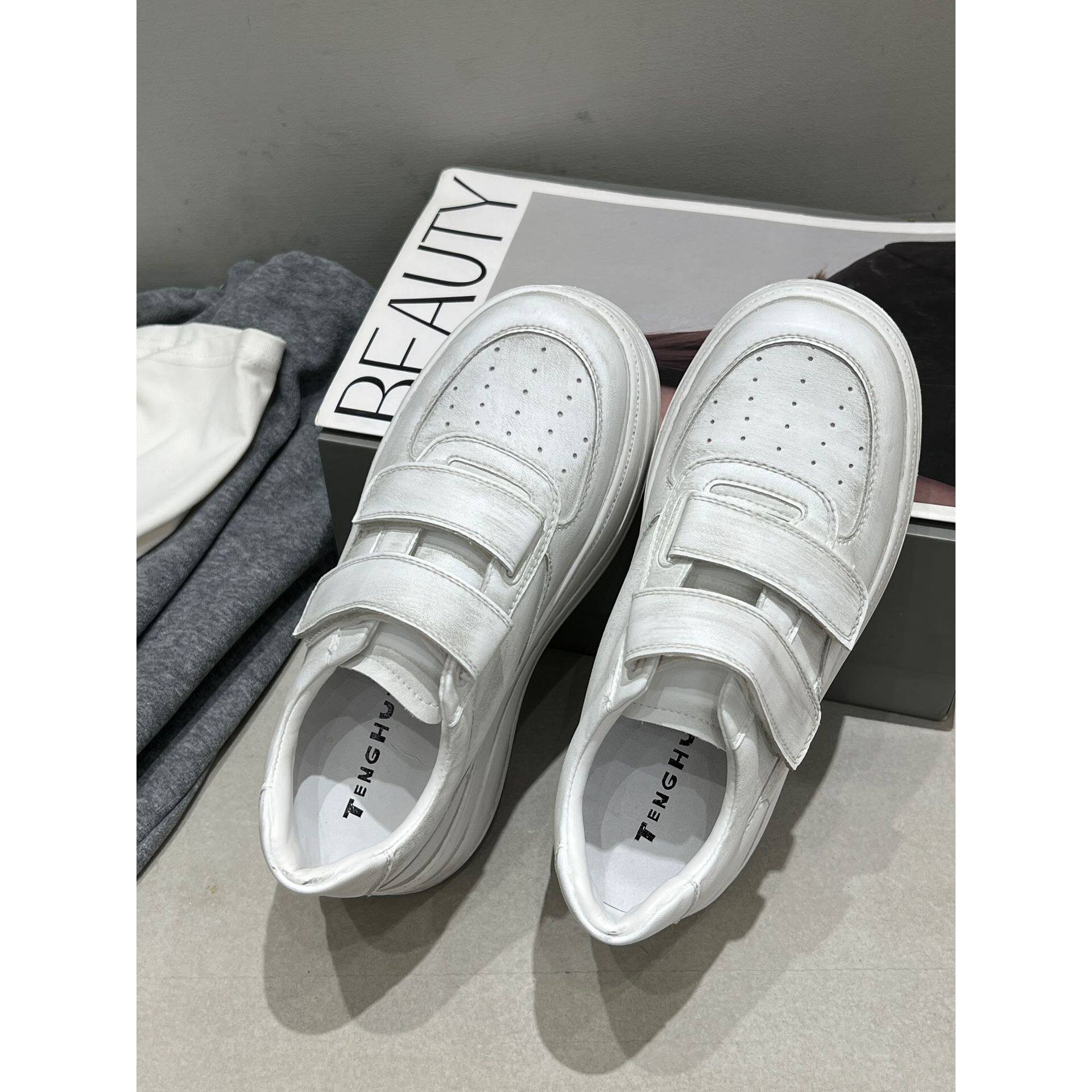 欧货2026春季新款真皮厚底小白鞋女时尚魔术贴板鞋百搭运动休闲鞋