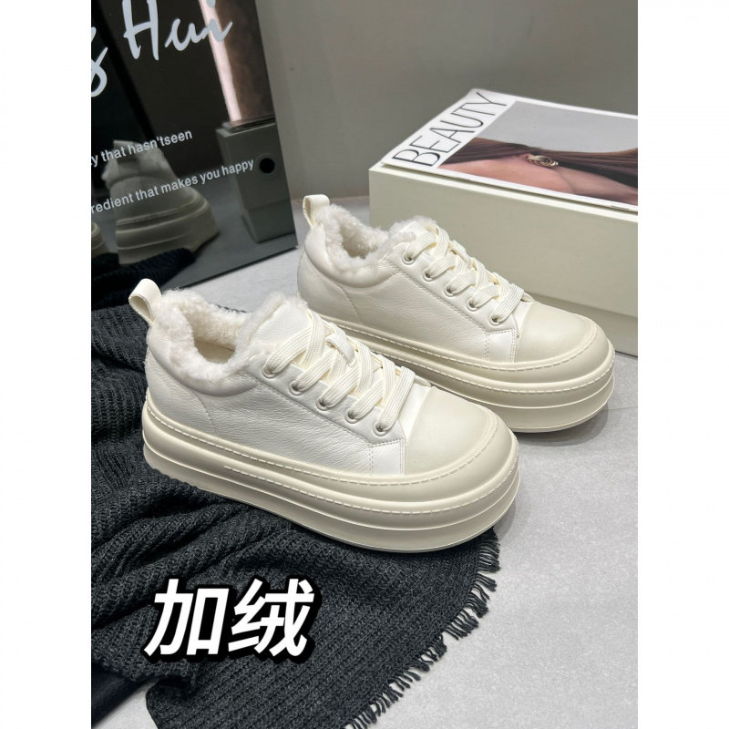 2025冬季新款头层牛皮加绒时尚厚底复古做旧大头娃娃鞋休闲板鞋女