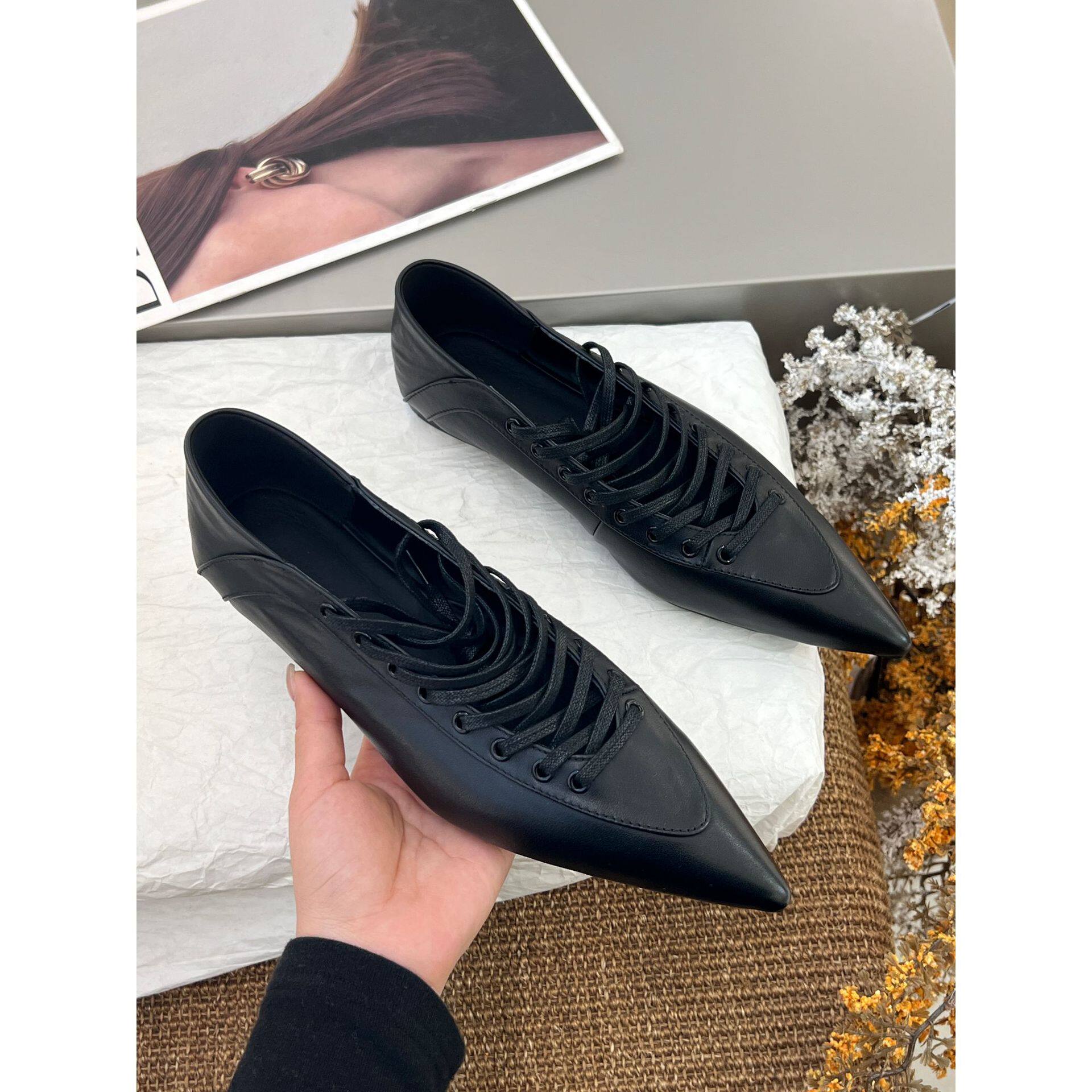 头层牛皮设计感小众单鞋女鞋2026春季新款复古风交叉绑带玛丽珍鞋