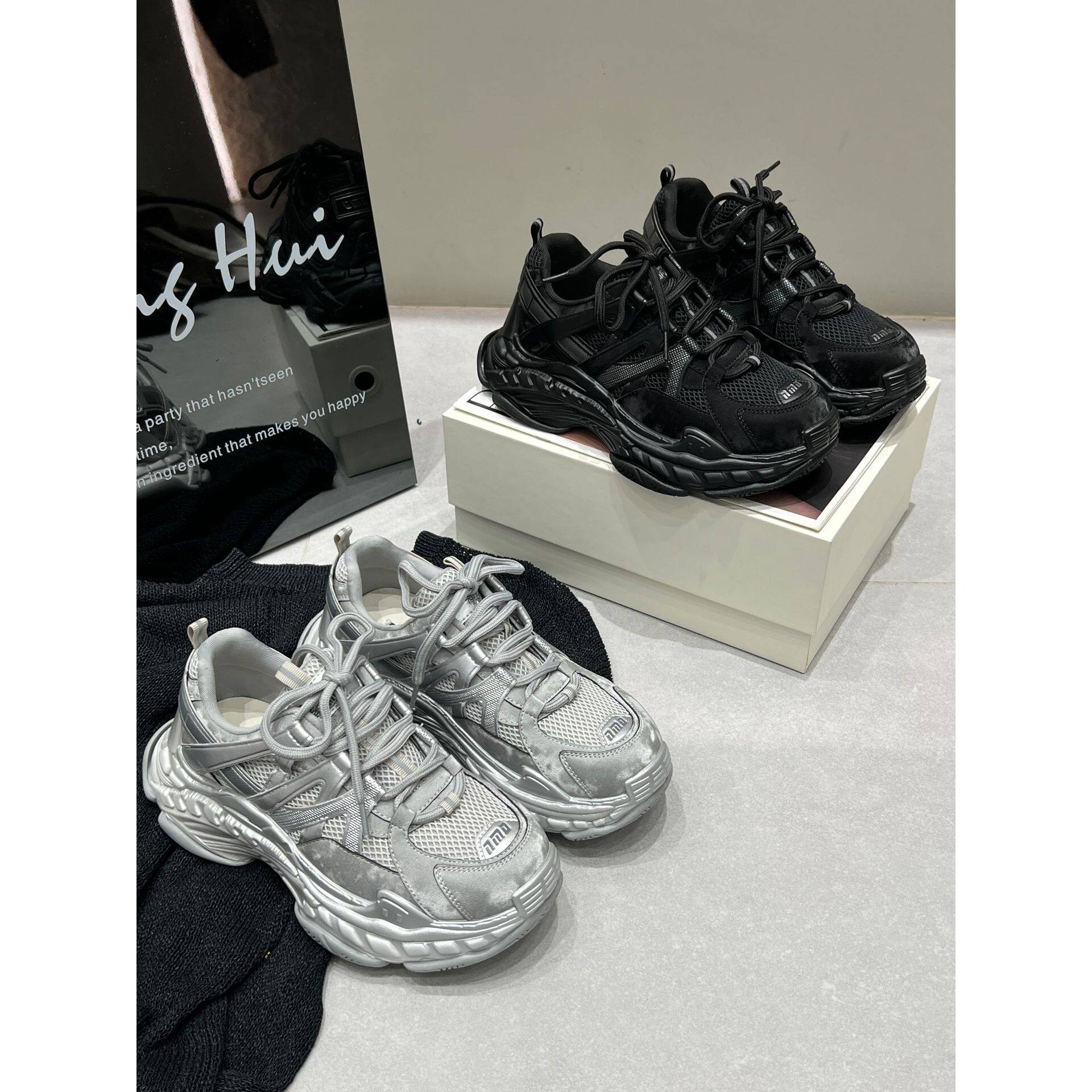 2026年早春新款复古真皮网面时尚百搭厚底增高运动休闲鞋老爹鞋女