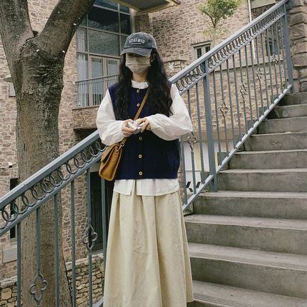 森系复古套装h女初秋新款文艺减龄针织马甲毛衣背心叠穿衬衣两件