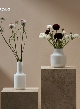 RESONG日诵家居 极简花瓶  软装设计摆场桌面玻璃花器插花饰品