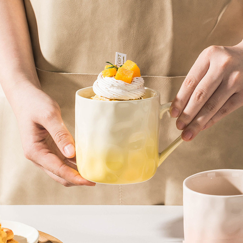 高颜值马克杯陶瓷水杯2026新款奶油风情侣杯子女生创意早餐咖啡杯