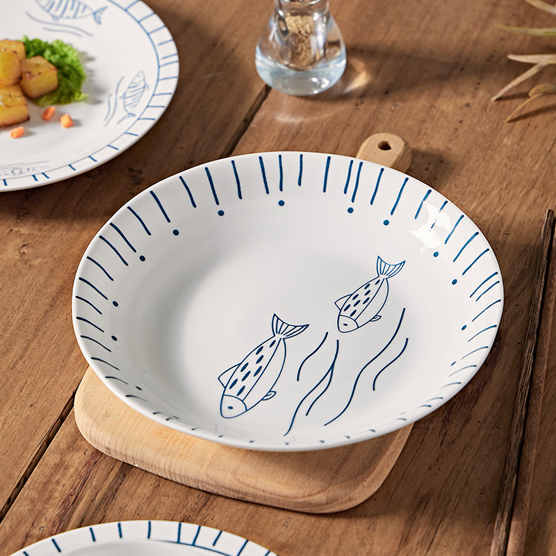 景德镇陶瓷盘子菜盘家用新款釉下彩日式饭盘鱼盘加深圆蓝海渔歌
