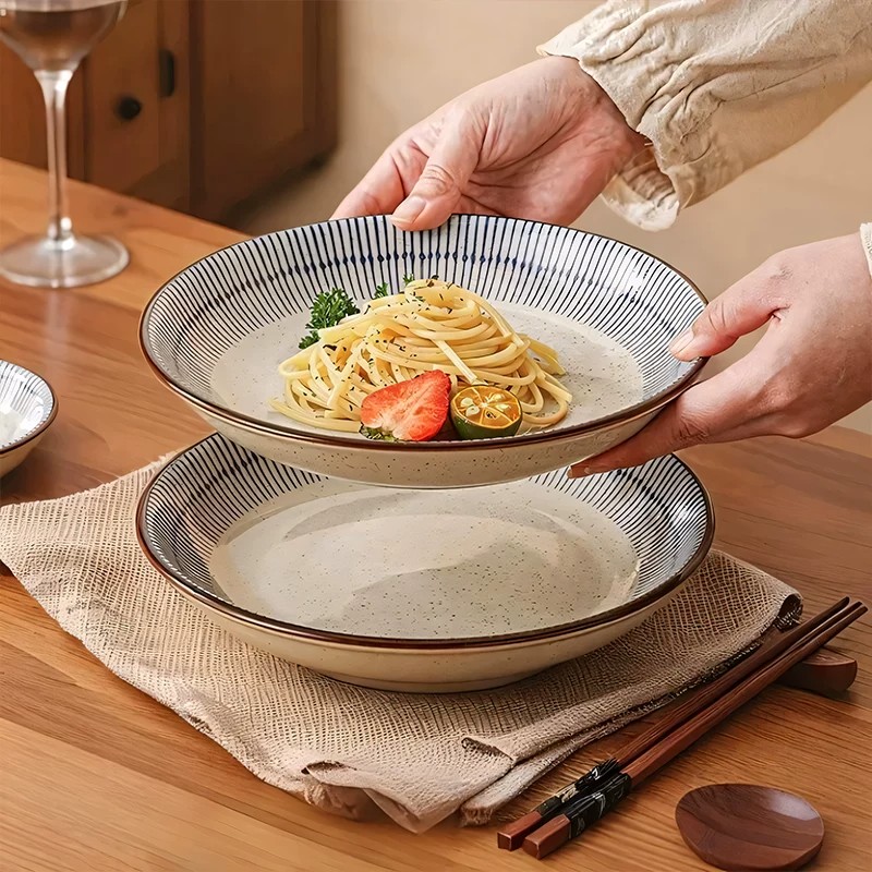 日式复古竖纹陶瓷深盘家用菜盘汤盘拌面盘高颜值餐具可微波碟子