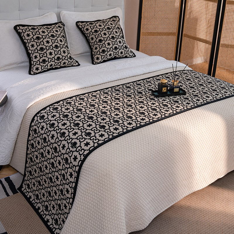 新款现代轻奢高端床旗床尾巾名宿酒店美容院床上盖V巾样板间家用