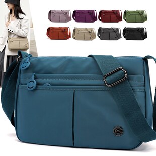 新款妈妈斜挎包轻便防水牛津布帆布女包中老年休闲运动尼龙背包小